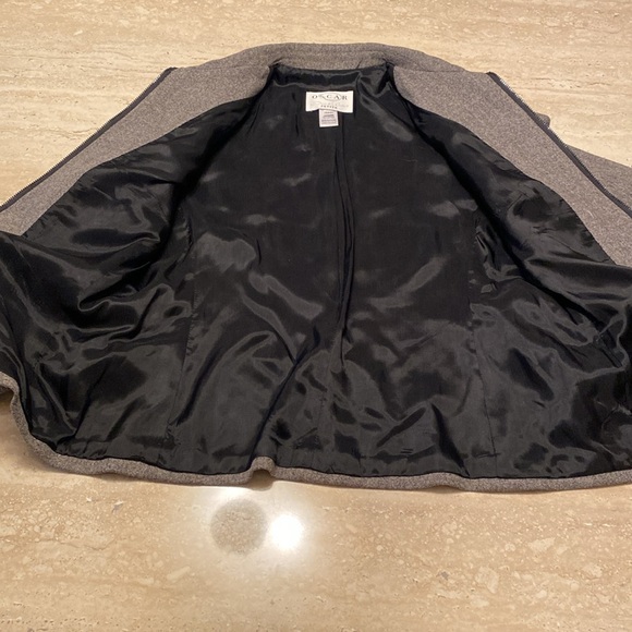 Oscar de la Renta Gen Leather Trim, Excellent Condition, measurements in photos - Picture 7 of 11